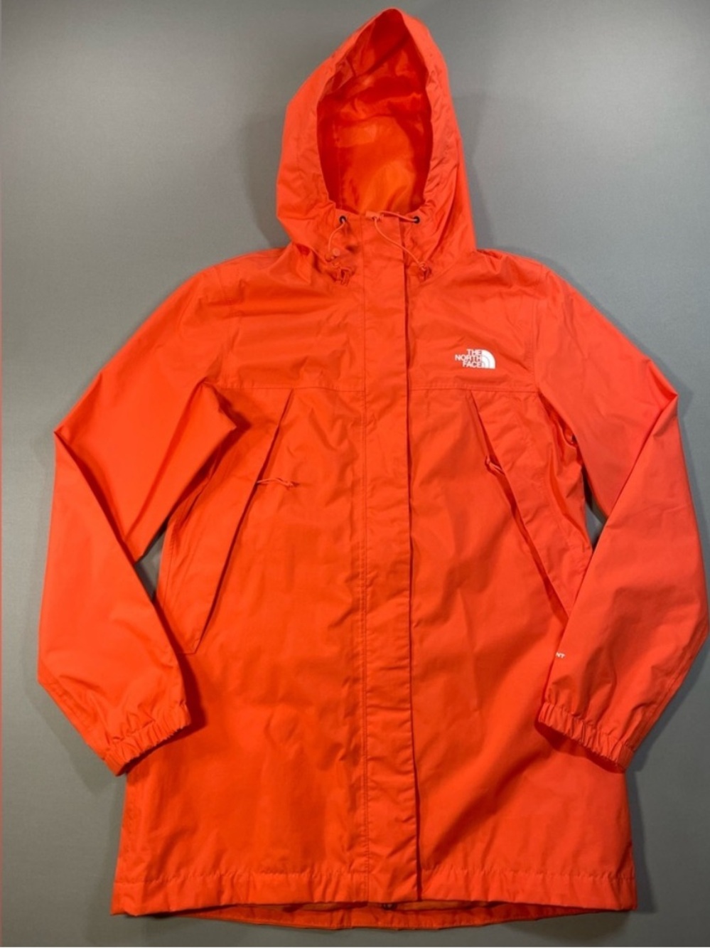 NWOT The North Face Antora Rain Parka
